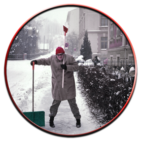 karDEL - Mann im Schnee